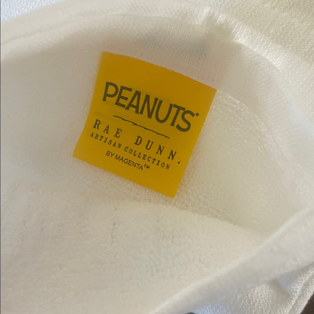 Rae Dunn x Peanuts Towel - Picture 4 of 7